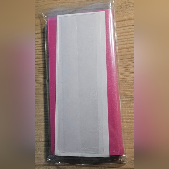 Pink Manhattan Diary - Picture 2 of 4